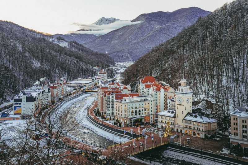 Курорт «Роза Хутор» предложил лыжникам и сноубордистам сэкономить на отдыхе в горах 25%